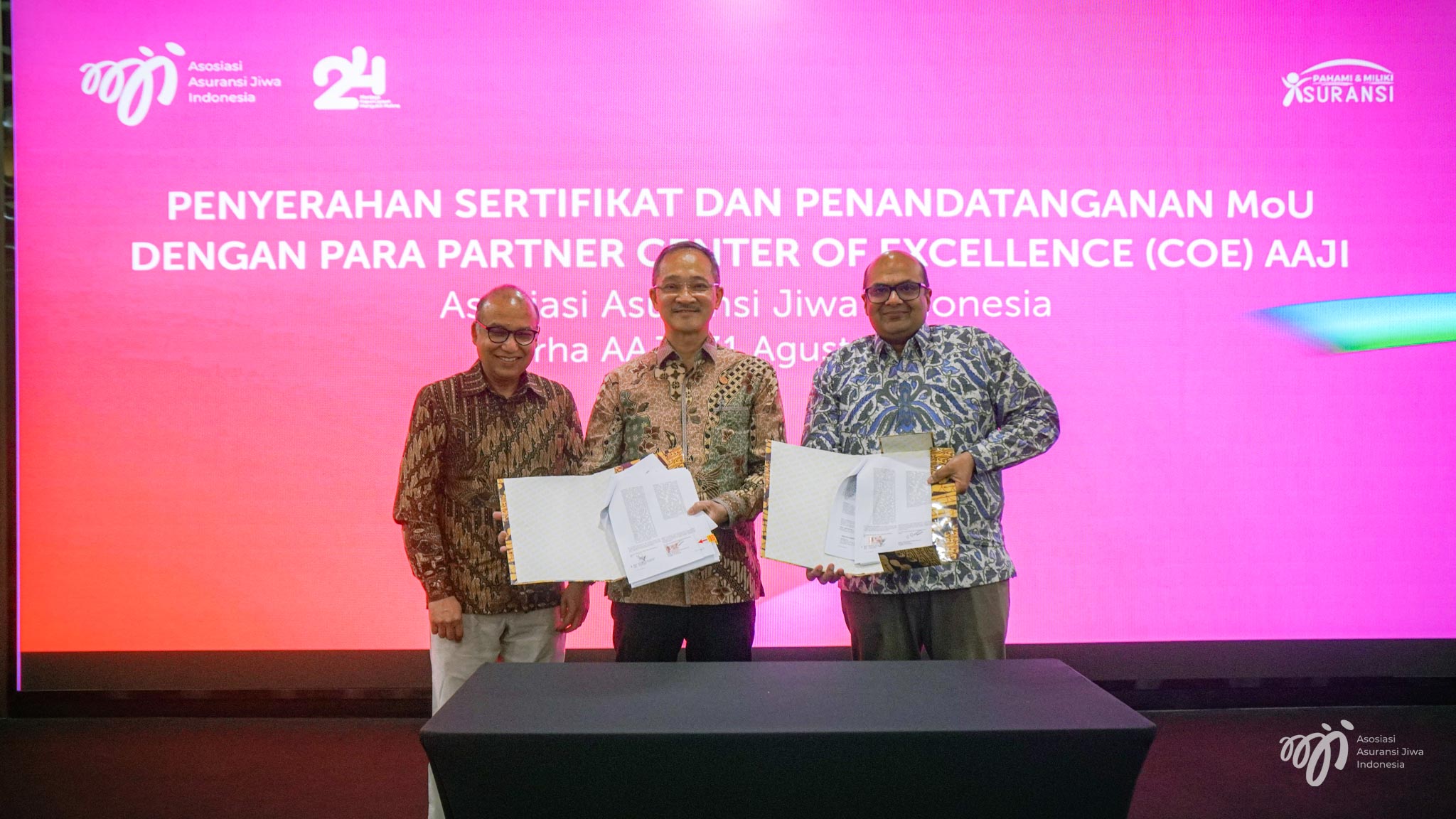 Asosiasi Asuransi Jiwa Indonesia (AAJI) melalui departemen Center of Excellence (CoE) selaku pusat pengembangan dan pelatihan kompetensi sumber daya